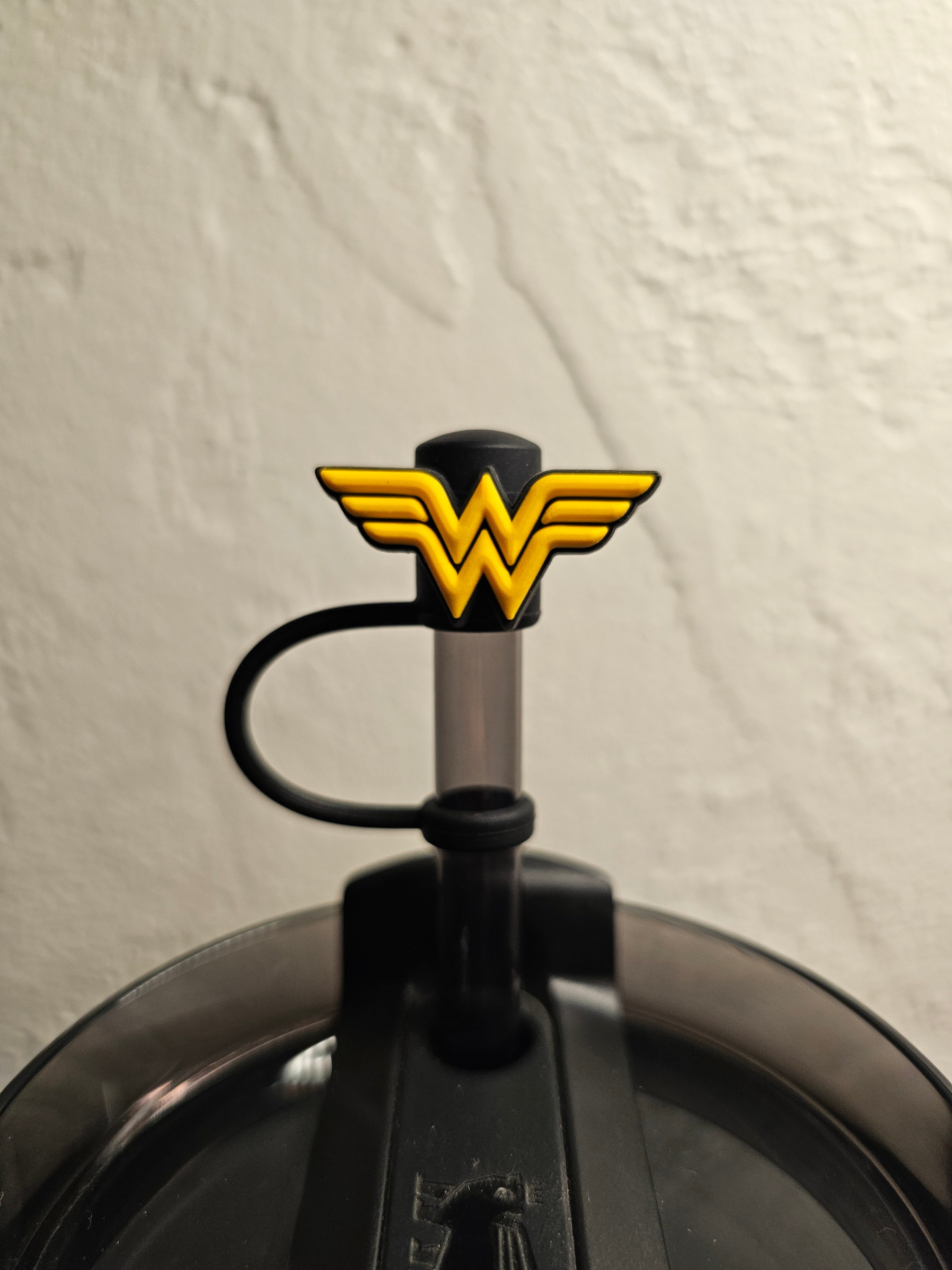 Wonder Woman Straw Topper. 10mm Straw Opening.