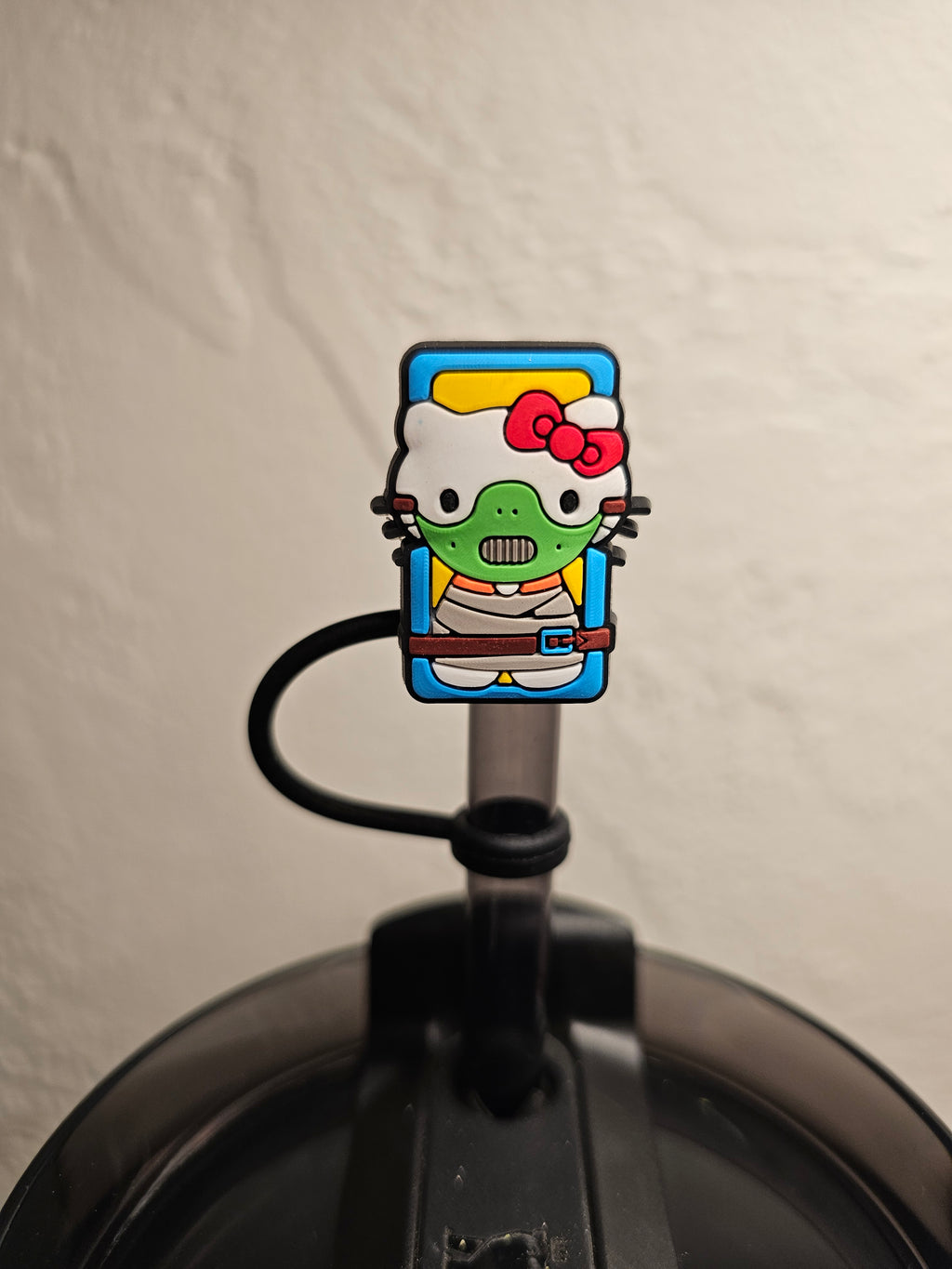 Hello Kitty Horror Movie Straw Toppers. 10mm Straw Opening. 5 Pack.