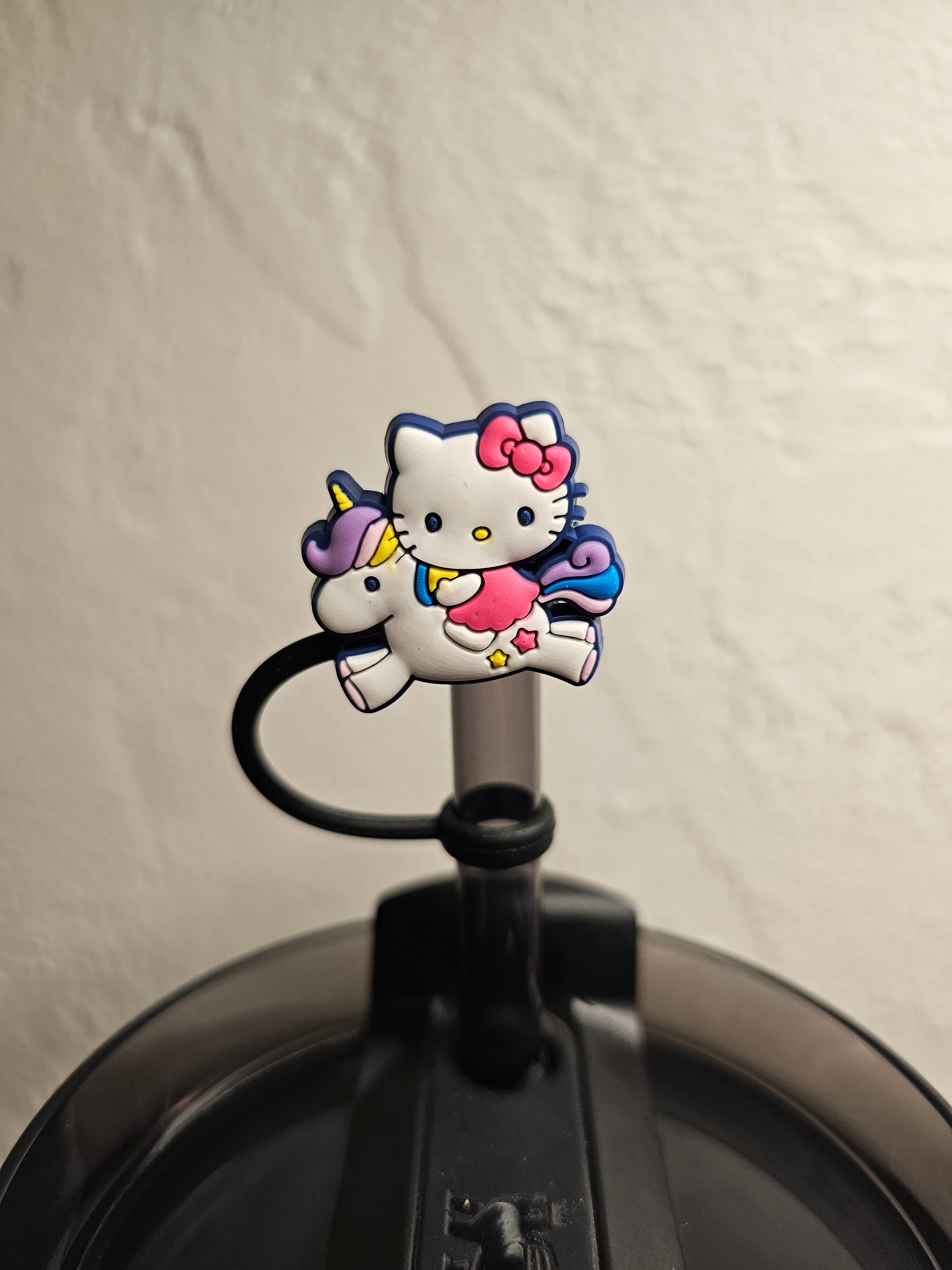 Hello Kitty Kawaii Straw Toppers. 10mm Straw Opening. 5 Pack.