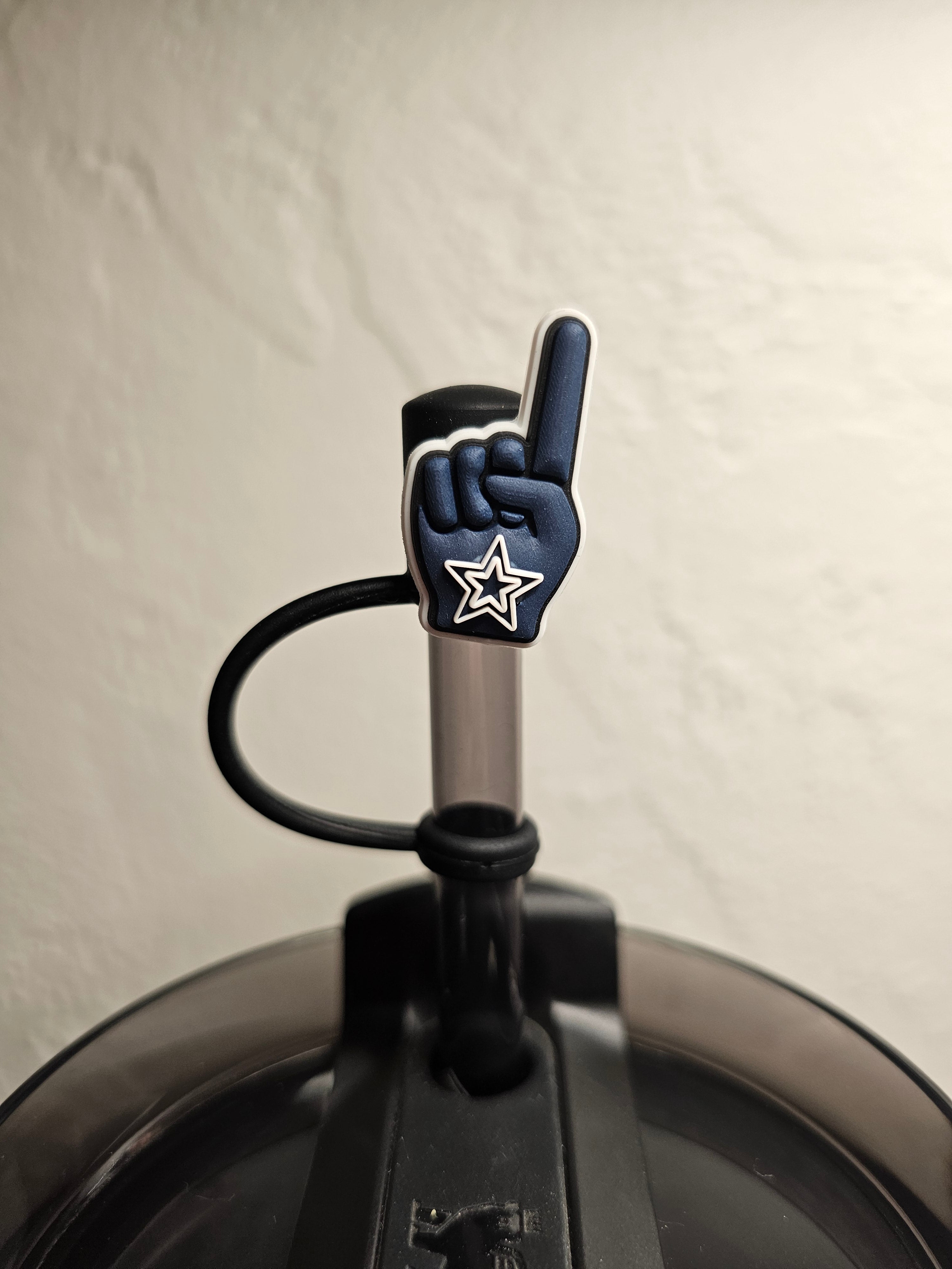 Dallas Cowboys Straw Toppers. 10mm Straw Opening. 6 Pack.