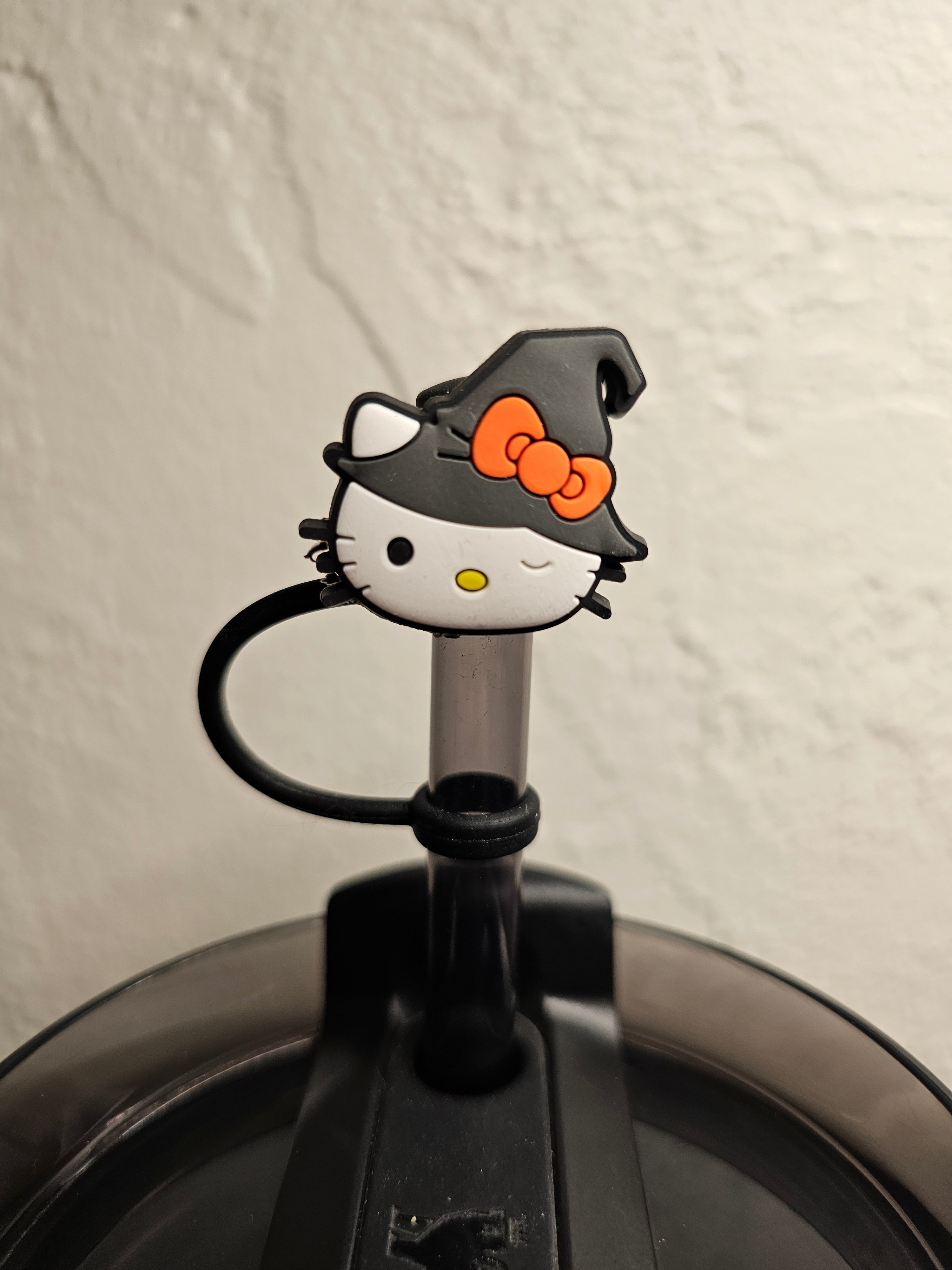 Hello Kitty Spooky Straw Toppers. 10mm Straw Opening. 2 Pack.